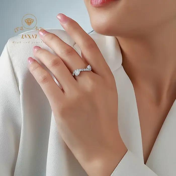 Bague en argent sterling 925 avec moissanite en forme de goutte d'eau pour femmes romantiques et élégantes occasions spéciales et quotidien