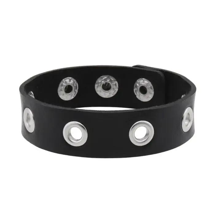 Bracelet Edgy Punk Goth en cuir PU avec design minimaliste et couleurs audacieuses pour femmes, parfait pour les occasions spéciales et les tenues décontractées