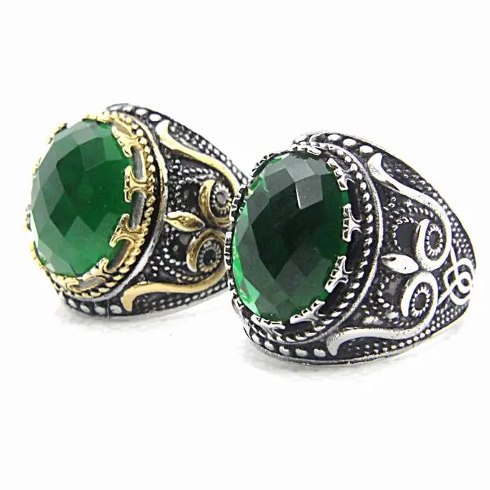 Bague œil en pierre verte en acier inoxydable 316L