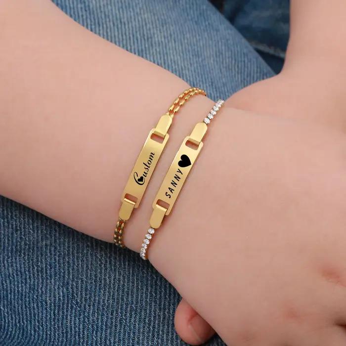 Bracelet personnalisé en acier inoxydable doré avec nom gravé pour filles occasions spéciales anniversaire mariage engagement