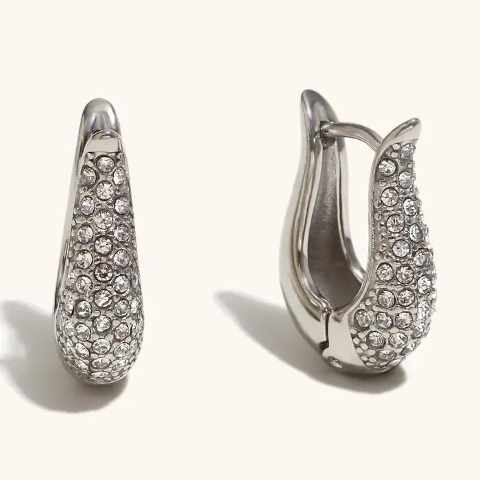 La. Muses Shining Cubic Hoop Errings en acier inoxydable pour femmes