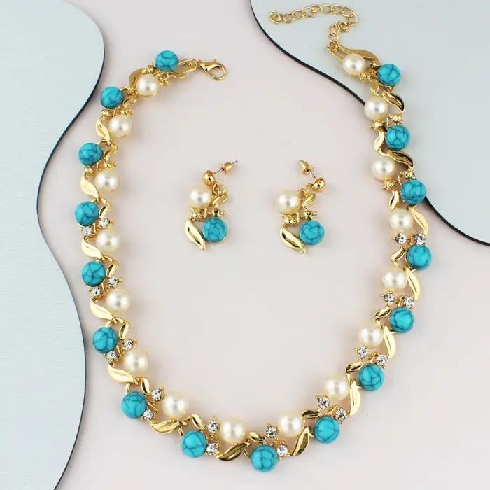 Ensemble de boucles d'oreilles et collier en perles turquoise polyvalentes pour femmes