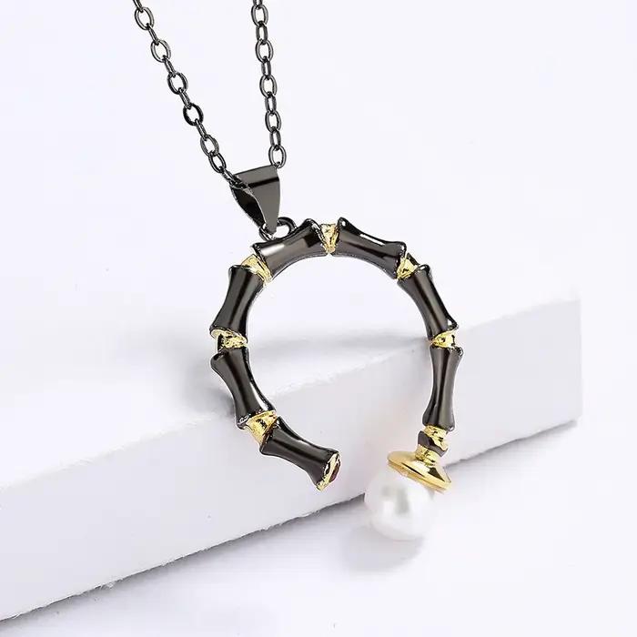 Collier en or noir et argent sterling 925 pour femmes pendentif unique avec zirconium pierre principale bijoux de fête occasions spéciales