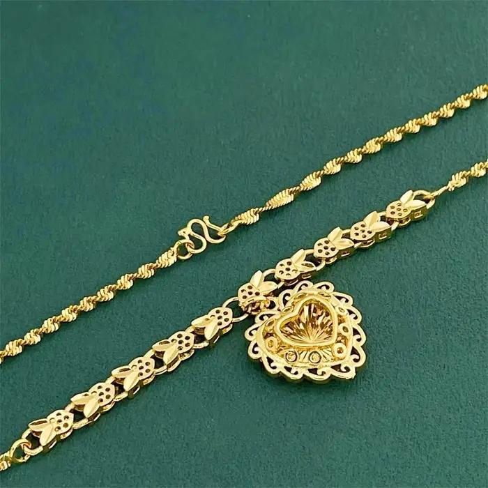 Collier de luxe avec pendentif en forme de cœur d'amour plaqué or en argent Sterling 925