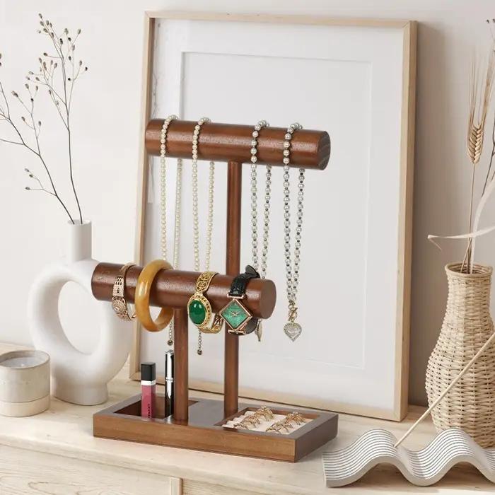 Présentoir de bijoux en bois brun pour femmes élégant à offrir pour occasions spéciales comme anniversaire et voyage