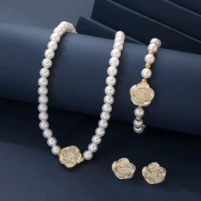 Ensemble de bijoux en imitation de perles pour femmes, fleur délicate, collier/boucles d'oreilles/bracelet, engagement, quotidien, fête, mariage