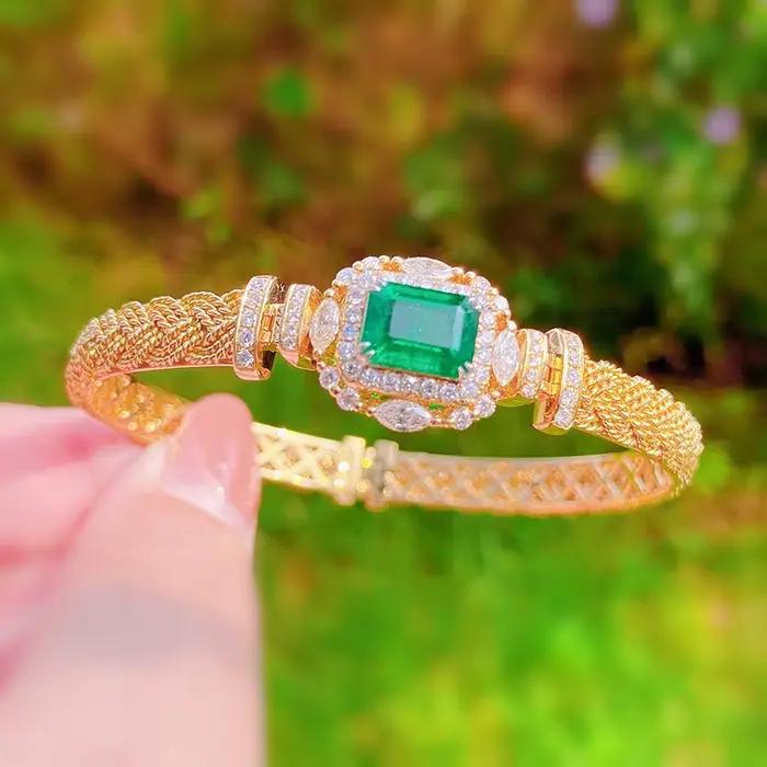 Bracelet en argent 925 serti de zirconium blanc à la mode pour femmes occasions spéciales mariage
