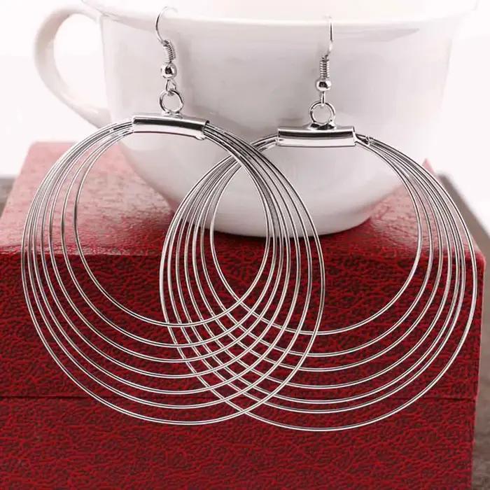 Boucles d'oreilles rondes en métal doré pour femmes et filles
