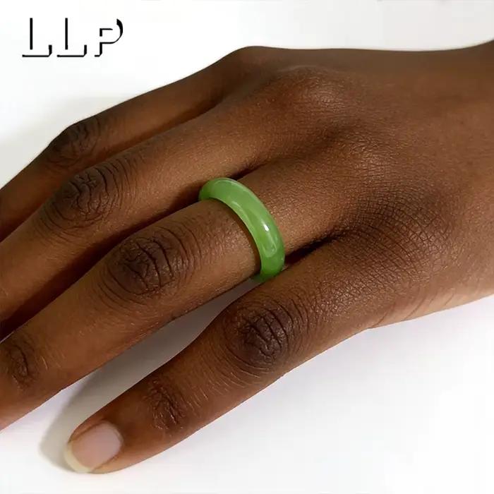 Bague émeraude verte en Jade naturel de qualité