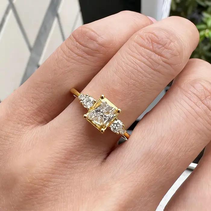 1 pièce - Bague au design géométrique unique, adaptée aux femmes, bague élégante, cadeau idéal pour votre proche en occasion spéciale