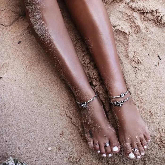 Bracelets de cheville simples pour femmes
