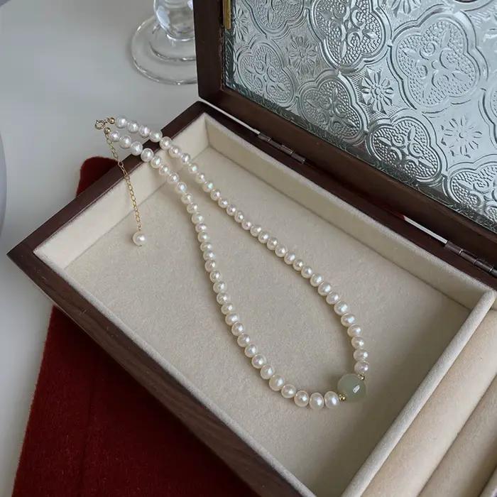 Collier 100% naturel brillant en perles d'eau douce et pierre de Jade néphrite, rempli d'or 14K, bijoux pour femmes, chaînes courtes, cadeaux