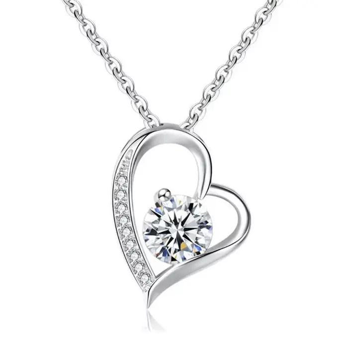 Pendentif en forme de cœur romantique plaqué or ou argent pour femmes cadeau d'anniversaire noël saint valentin bijou d'amour