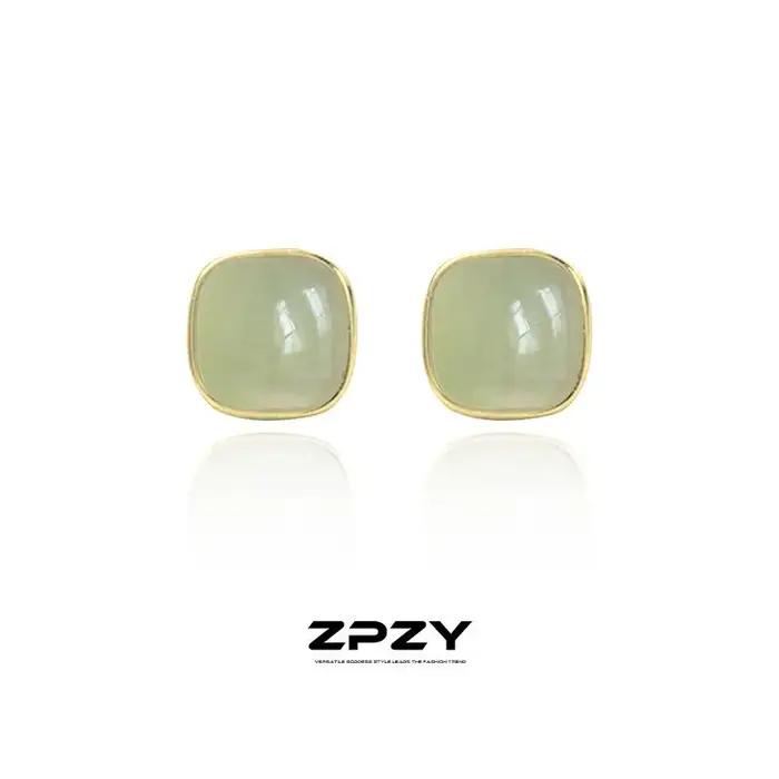 Boucles d'oreilles ethniques rétro, design géométrique or jaune clair, bijou de luxe pour femmes, élégantes et authentiques, occasions spéciales et quotidiennes