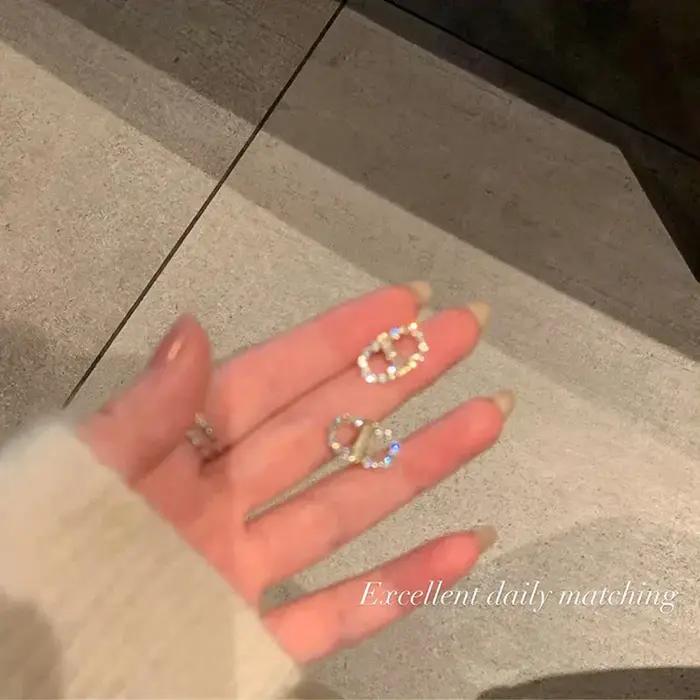 Boucles d'Oreilles en Diamant à Clipser pour Femmes sans Perçage Occasions Spéciales Mode Élégante Accessoire Tendance 2024