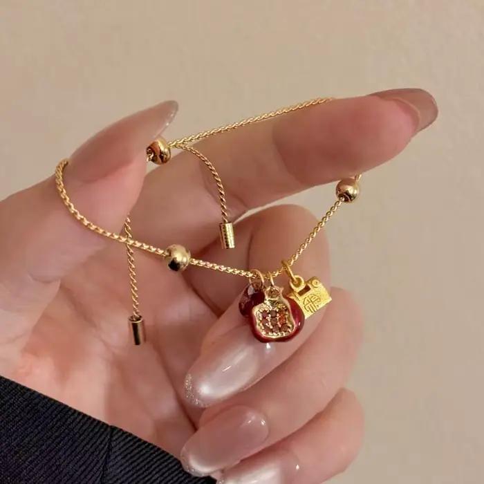 Bracelet pendentif grenade rouge vintage en cristal exquis réglable pour femmes et filles occasions spéciales bijoux de qualité