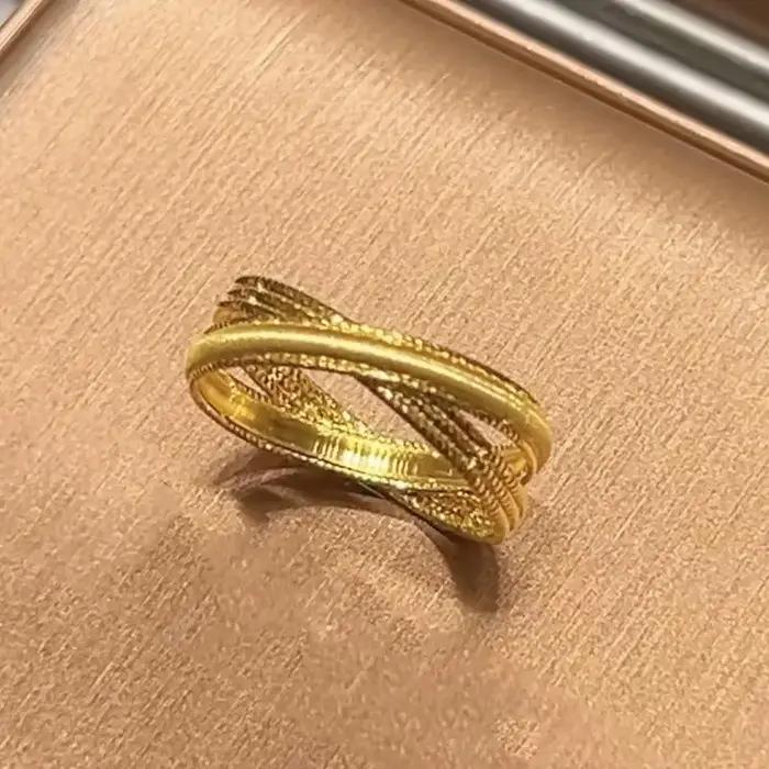 Bague géométrique brossée simple pour femme, bague légère de luxe à la mode pour couples, charmante