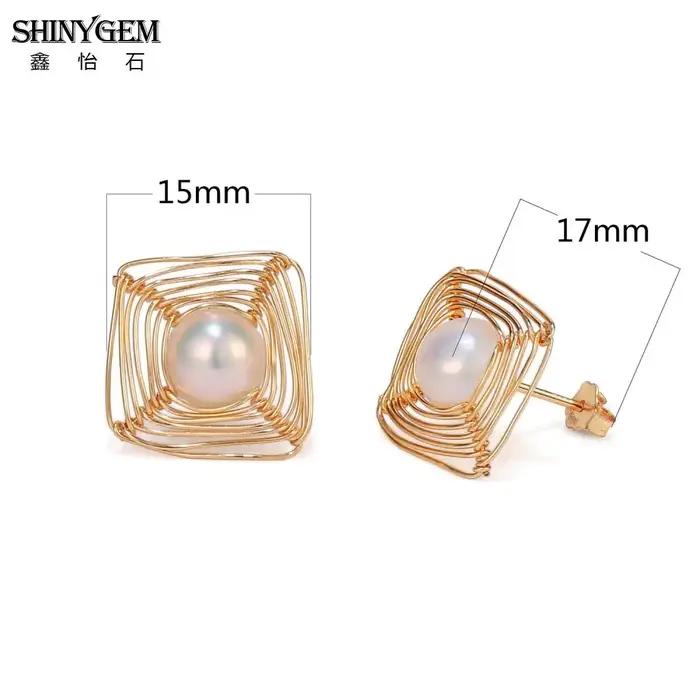 Boucles d'oreilles en perles baroques remplies d'or