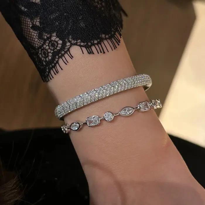 Nouveaux bracelets en diamants étincelants irréguliers et exquis pour femmes
