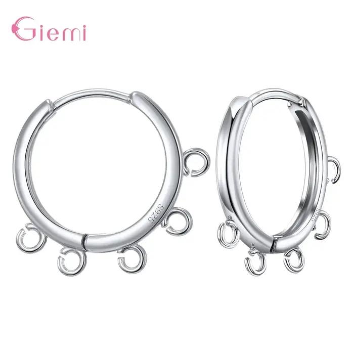 Boucles d'oreilles rondes à trois trous en argent sterling 925 pour femmes avec finition brillante et design unique en blanc, rouge, noir et vert