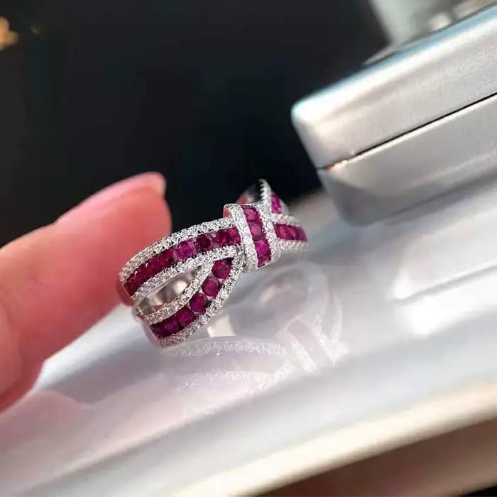 Huitan – magnifique bague pour femmes, bijoux en zircone brillante, à la mode, pour cérémonie de fiançailles, accessoires de fête