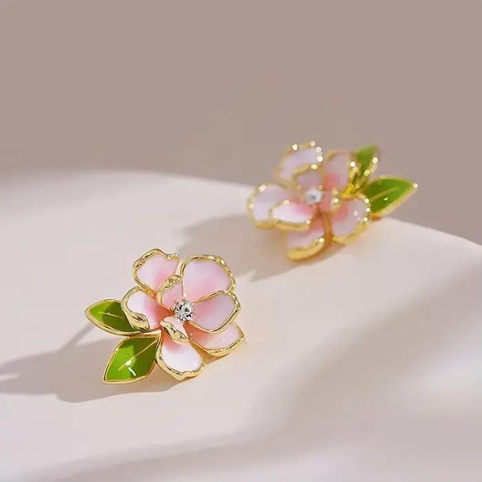 Boucles d oreilles élégantes en émail camélia rose rouge design unique style vintage bijoux pour femmes occasions spéciales
