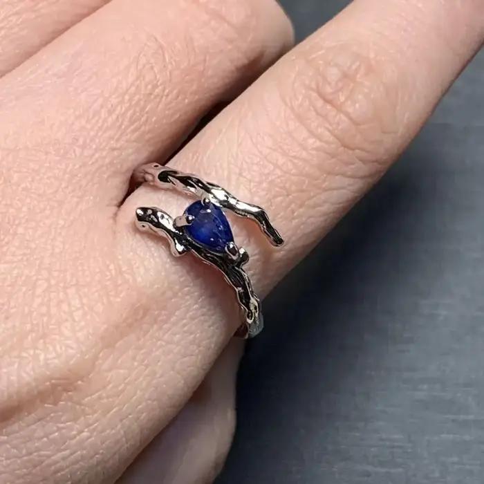 Bague en saphir naturel réglable pour femmes, bijou vintage et raffiné pour occasions spéciales