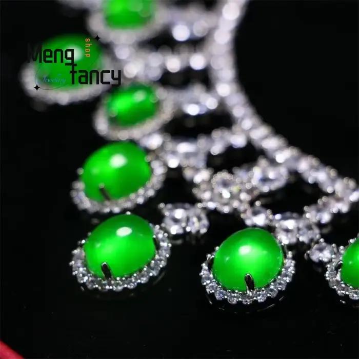 Collier en jade émeraude naturel de type glace