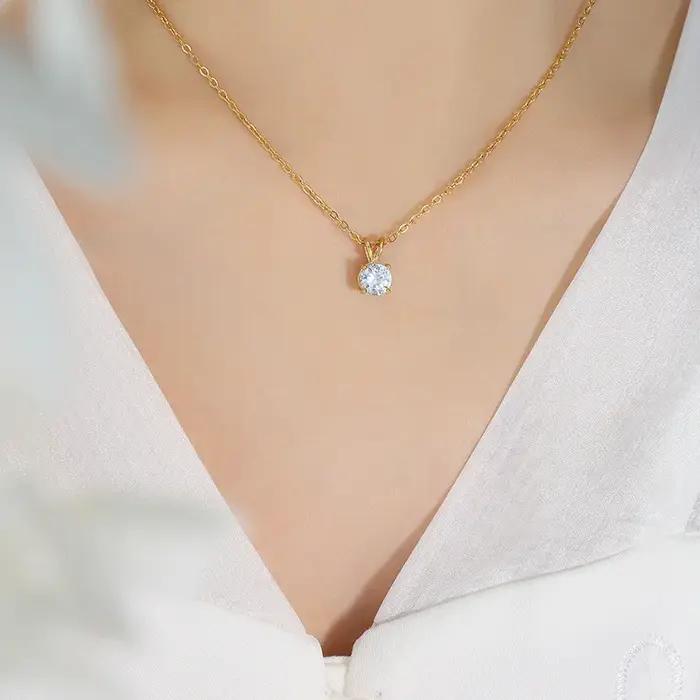 Collier avec pendentif en diamant Carat pour femmes