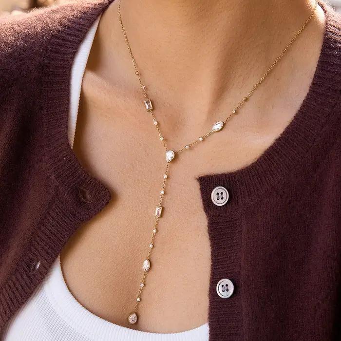 Collier Yori en acier inoxydable blanc avec zircon cubique géométrique