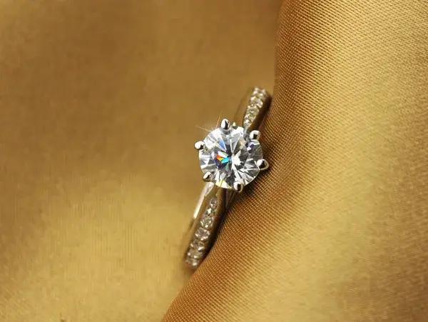 Bague classique de luxe en argent Sterling 925 pour femmes