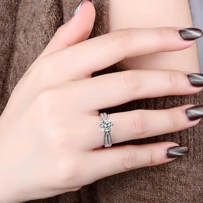 1ct rond plaqué or blanc 18K 100% 925 argent Moissanite bague diamant Test réussi bijoux femme fille cadeau