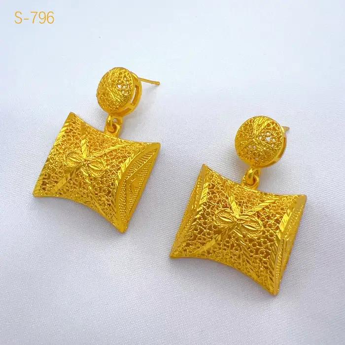 Ensemble collier et boucles d'oreilles irréguliers de luxe pour femmes