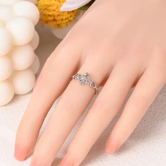 Bague en argent sterling 925 sertie de nœud celtique pour femmes et filles occasions spéciales traditionnellement unique