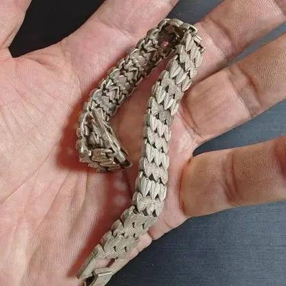 Bracelet en argent massif à maillons en forme de cœur