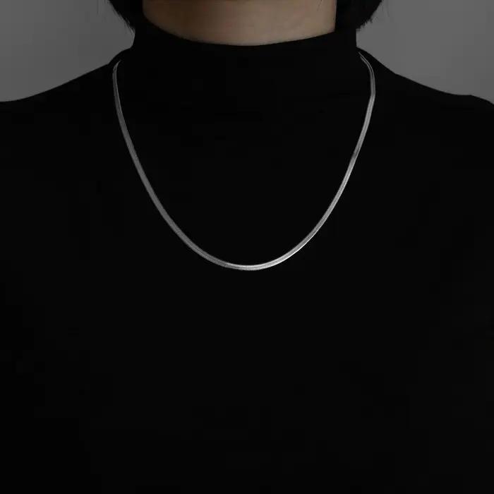 Collier personnalisé homme femme couple luxe résistant à la décoloration en acier titane inoxydable