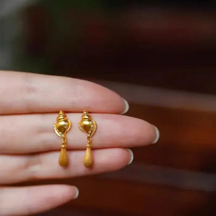 Boucles d'oreilles en forme de goutte d'eau en or antique