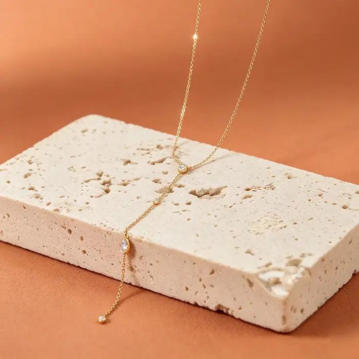 Lokaer – collier élégant en forme de Y pour femmes