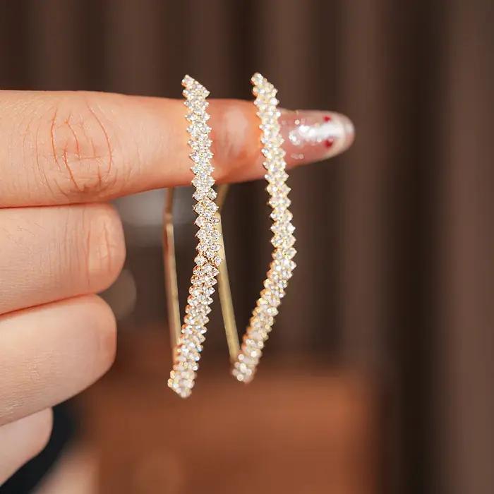 DREJEW exquis incrusté strass boucle d'oreille pour les femmes léger luxe haut de gamme polyvalent boucles d'oreilles élégant bijoux élégants