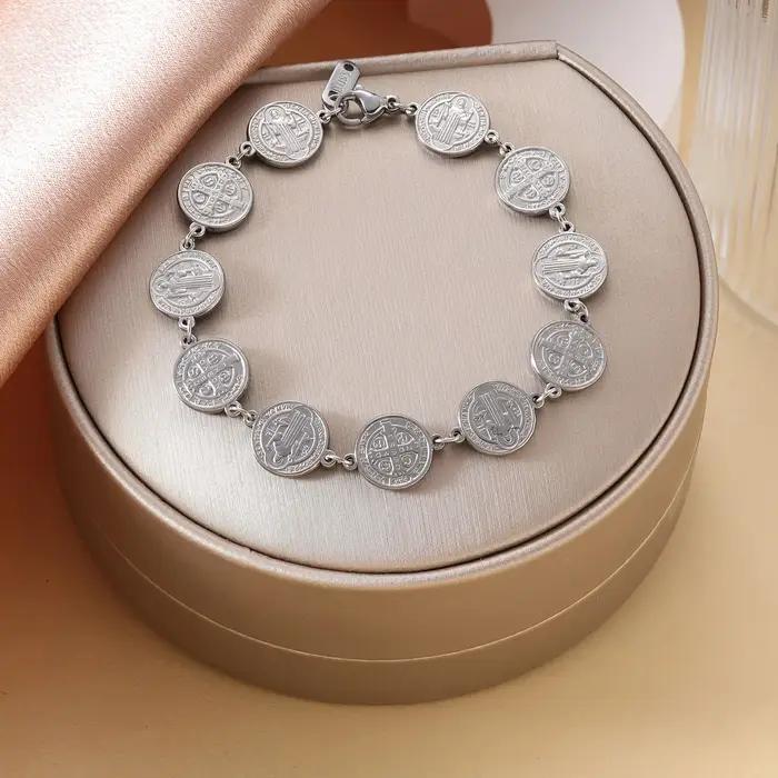 Bracelet médaille Saint benoît
