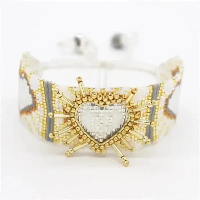 Bracelet en perles de riz design cœur tricoté à la main style bohème réglable pour femmes occasions spéciales