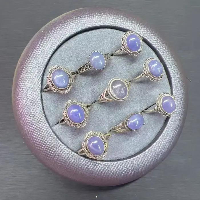 Bague élégante en argent 925 avec cabochon en tanzanite naturelle