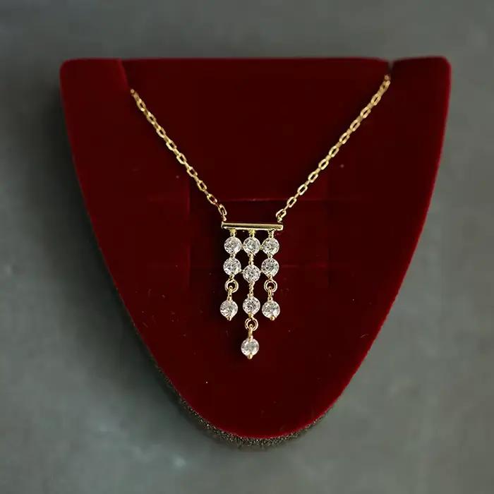 Collier en argent sterling S925 plaqué or avec pendentif en zircon et pompon pour femmes, bijou vintage à offrir pour engagement et occasions spéciales