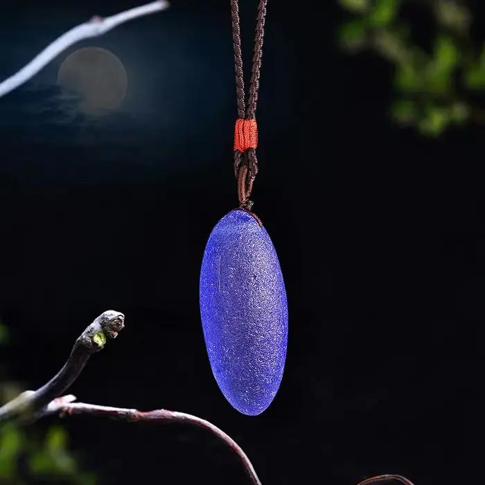 Collier pendentif en météorite tchèque mystique pour femmes et hommes