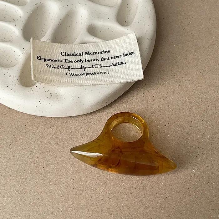 Bague en mélange de résine irrégulière de style bohème rétro 1 pièce pour femmes, à la mode et polyv
