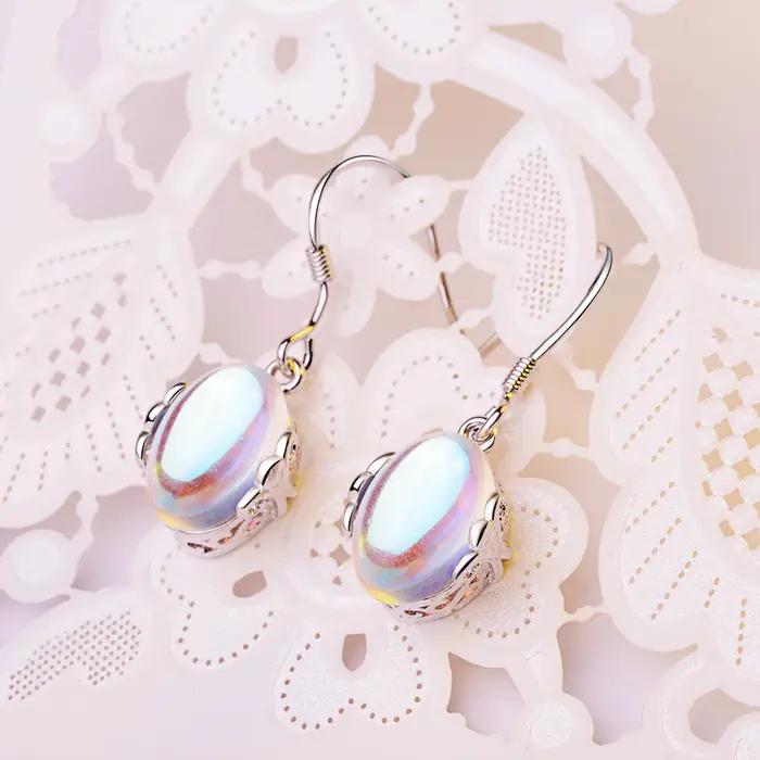 Boucles d'oreilles en pierre de lune en argent sterling 925 avec zircone cubique pour femmes occassions spéciales elegance vintage moderne