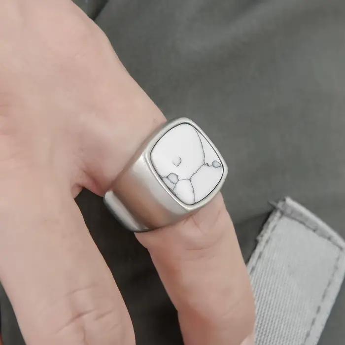 Bague en Pierre Tigre Noir et Blanc pour Homme et Femme