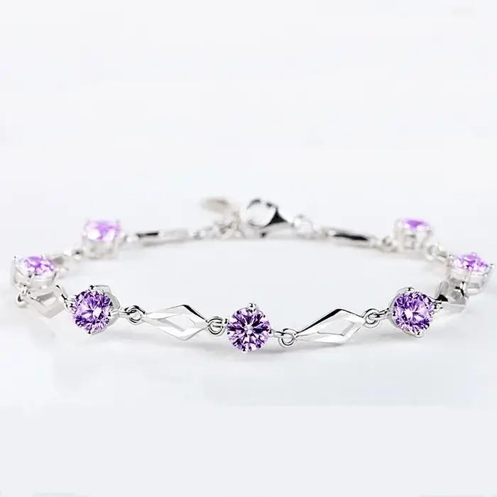 Bracelet Infinity en Or 18 Carats avec Zirconium Blanc Design Géométrique Bijou Engagement Fidélité Présent Cadeau Pour Femme Occasions Spéciales