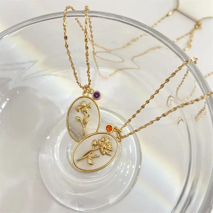 Nouvelle Tendance 2026 : Collier Fleur du Mois de Naissance (12