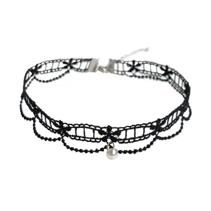 Collier ras du cou en dentelle blanche pour fille